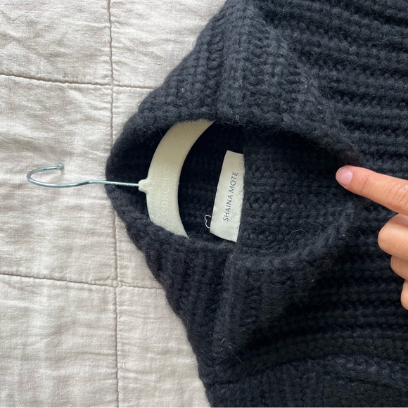 Shaina Mote Cropped Turtleneck, Black - Picture 4 of 5